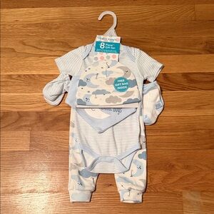 Baby views Blue Cloud Print 8-Piece Gift Set size 3-6 months